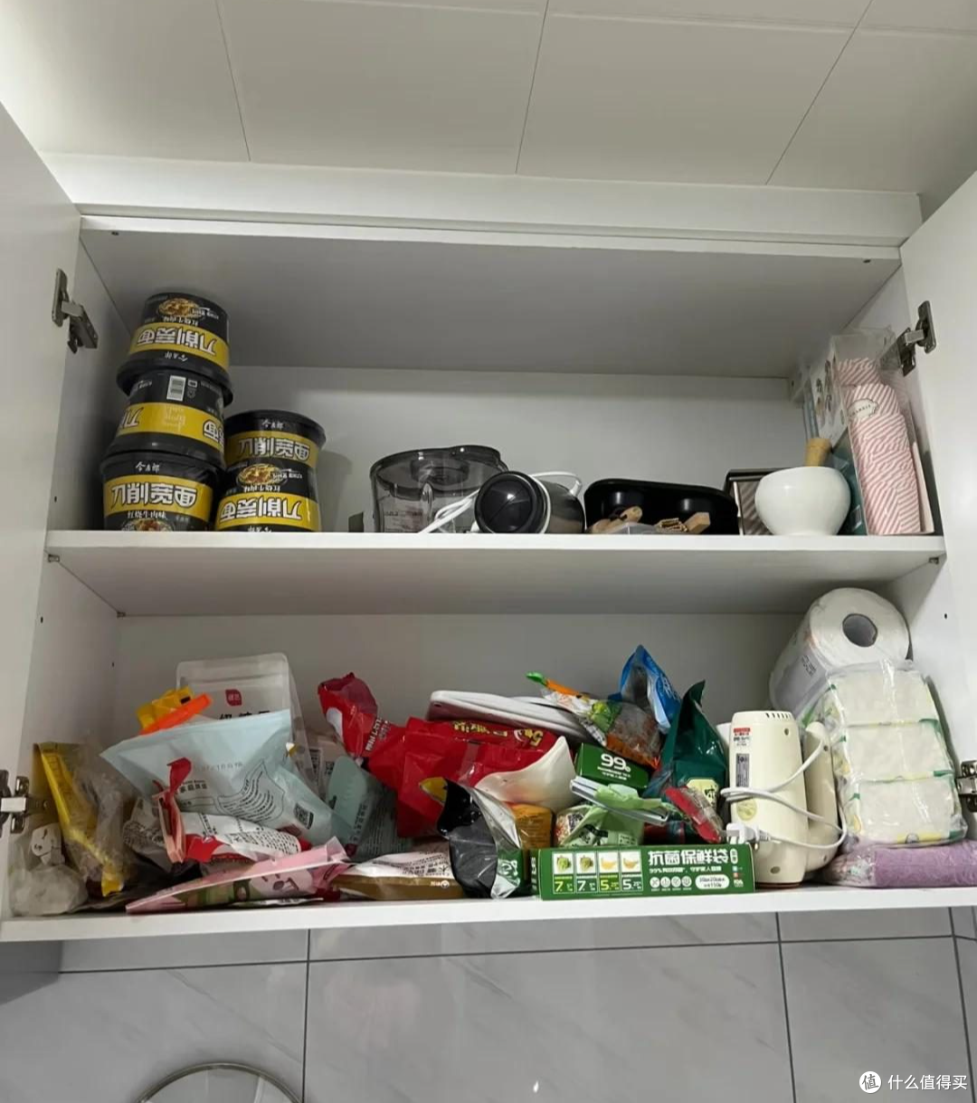 家里再进行装修,厨房绝不装吊柜!这些设计做到美观、收纳两不误