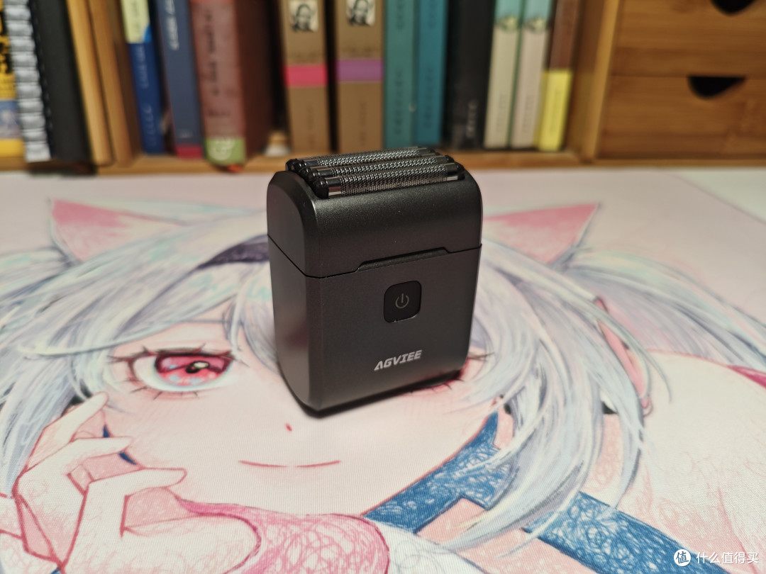 未野往复式迷你剃须刀测评:23000高转速性能全开,不输千元机