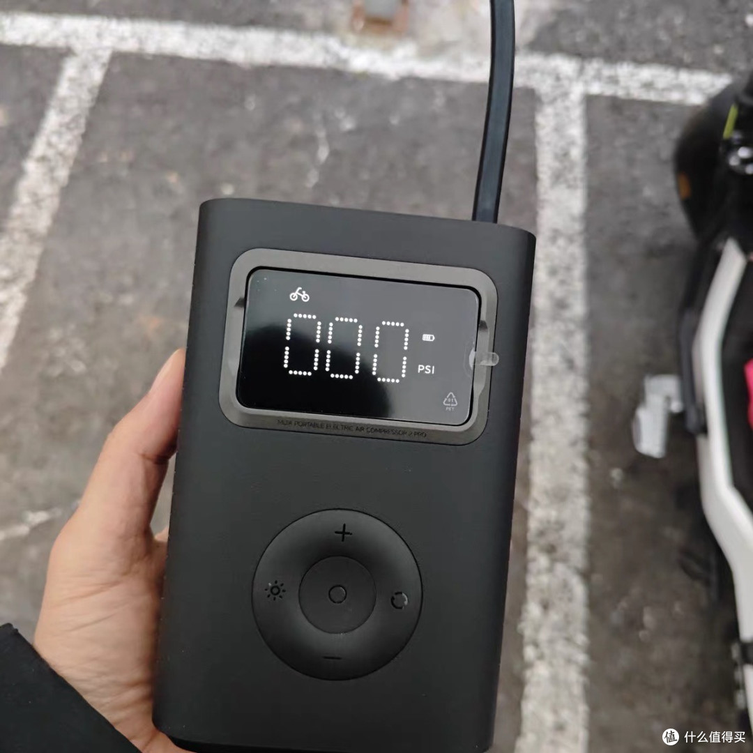 小米米家充气宝2D使用体验:车主必备的出行省心好物