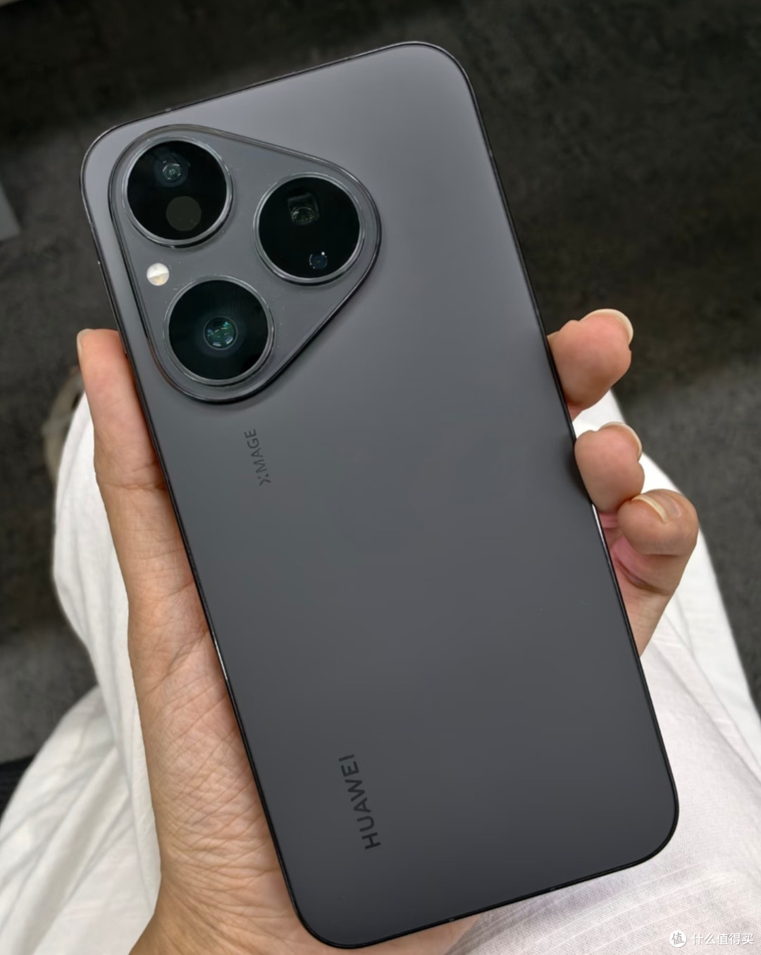 Pura80新手机体验:颜值与性能兼备