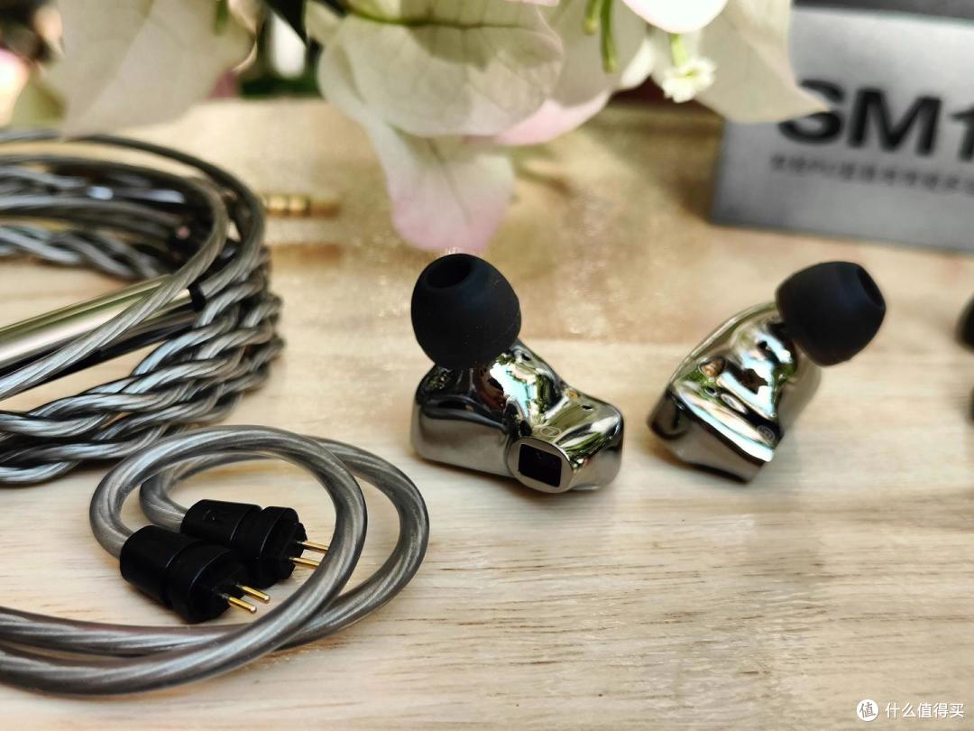 SIVGA SM100耳机:10mm复合单元 + 可换线,用料扎实才靠谱!