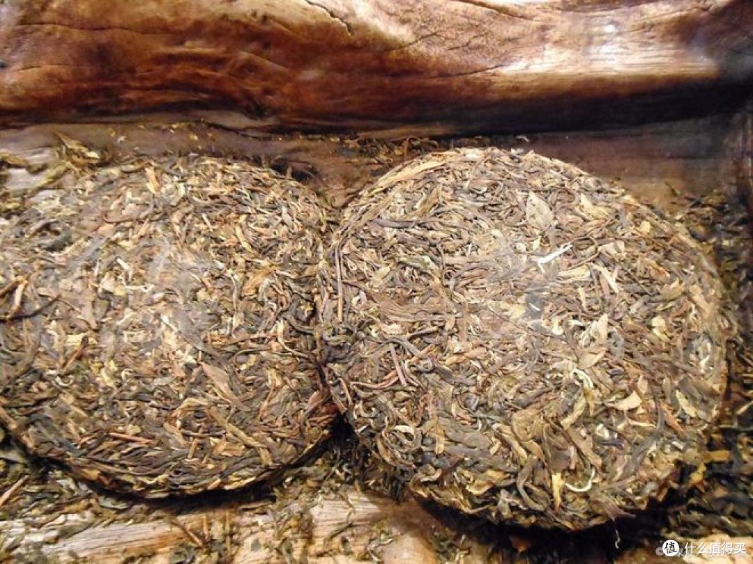 红茶与普洱熟茶的区别,哪种味道醇厚好喝?