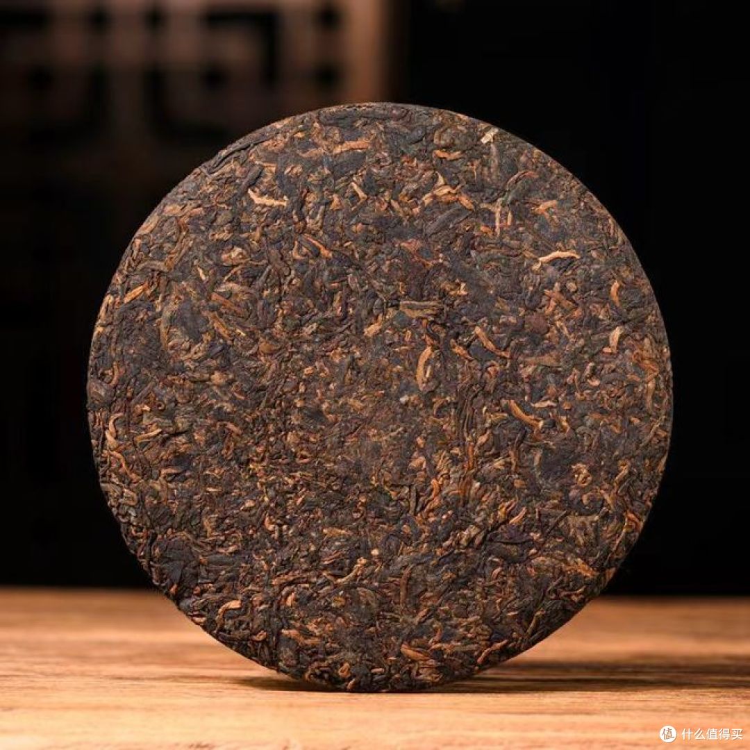 红茶与普洱熟茶的区别,哪种味道醇厚好喝?