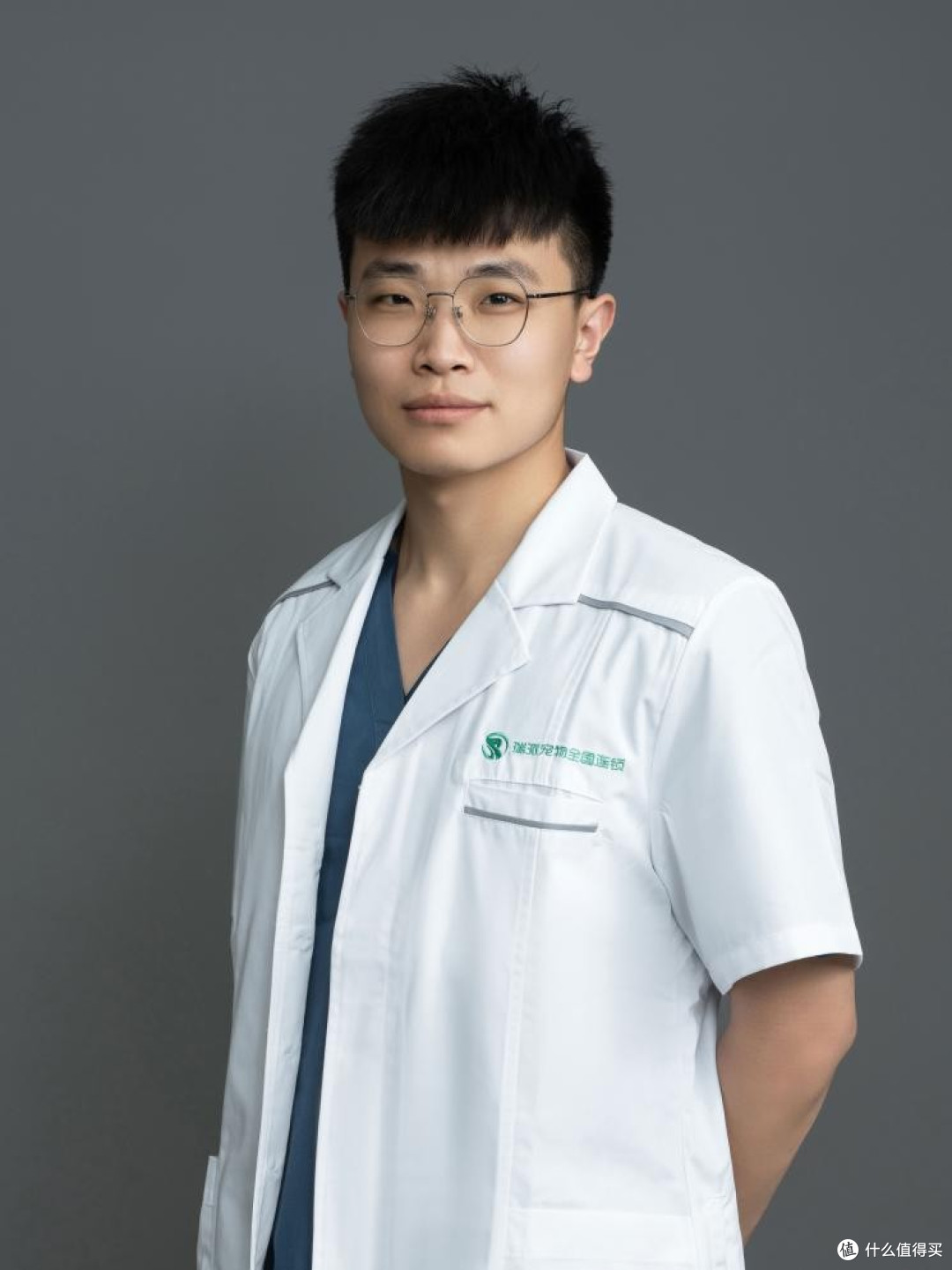 瑞派宠物医生:在纤细骨骼间修复生命裂痕,重筑力量支撑