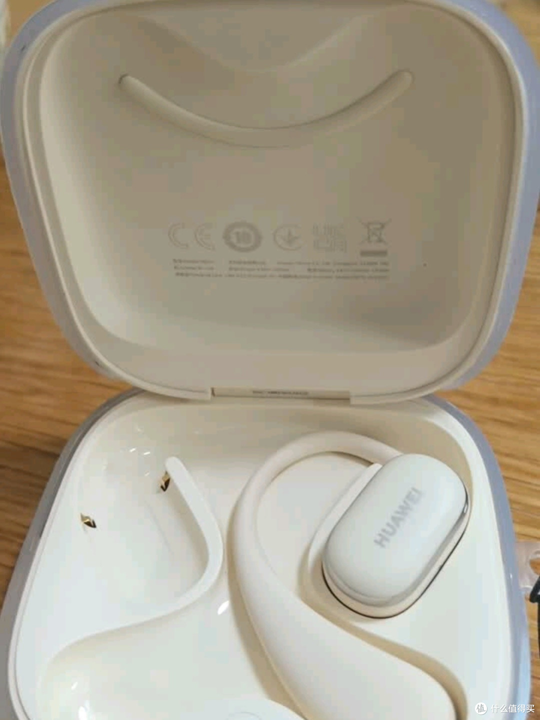 华为FreeArc耳挂耳机：运动场景下的开放式聆听新标杆