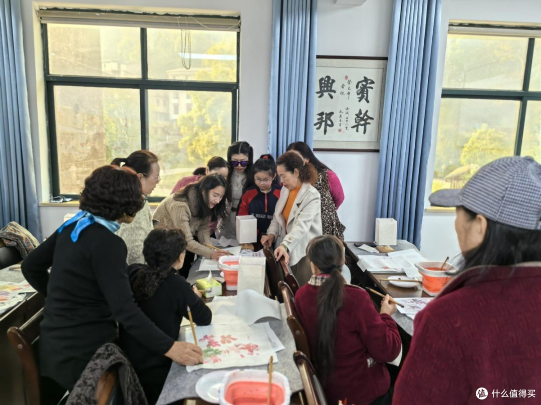 长沙市湘江新区先锋社区:丹青妙笔 共绘邻里