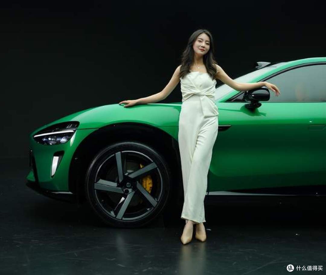 一边等车要半年,同时又有现车开卖,小米在搞什么名堂?