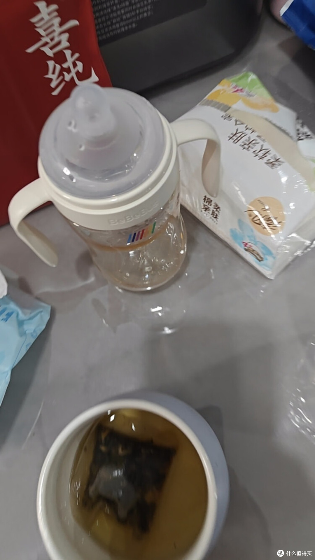 Bebus钻光300ml奶瓶，握持设计如何？