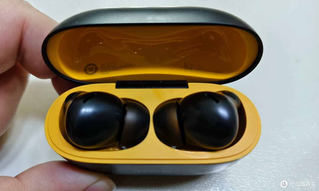 不花千元买不到优质降噪耳机?这几款闭眼入,静音效果不输千元款
