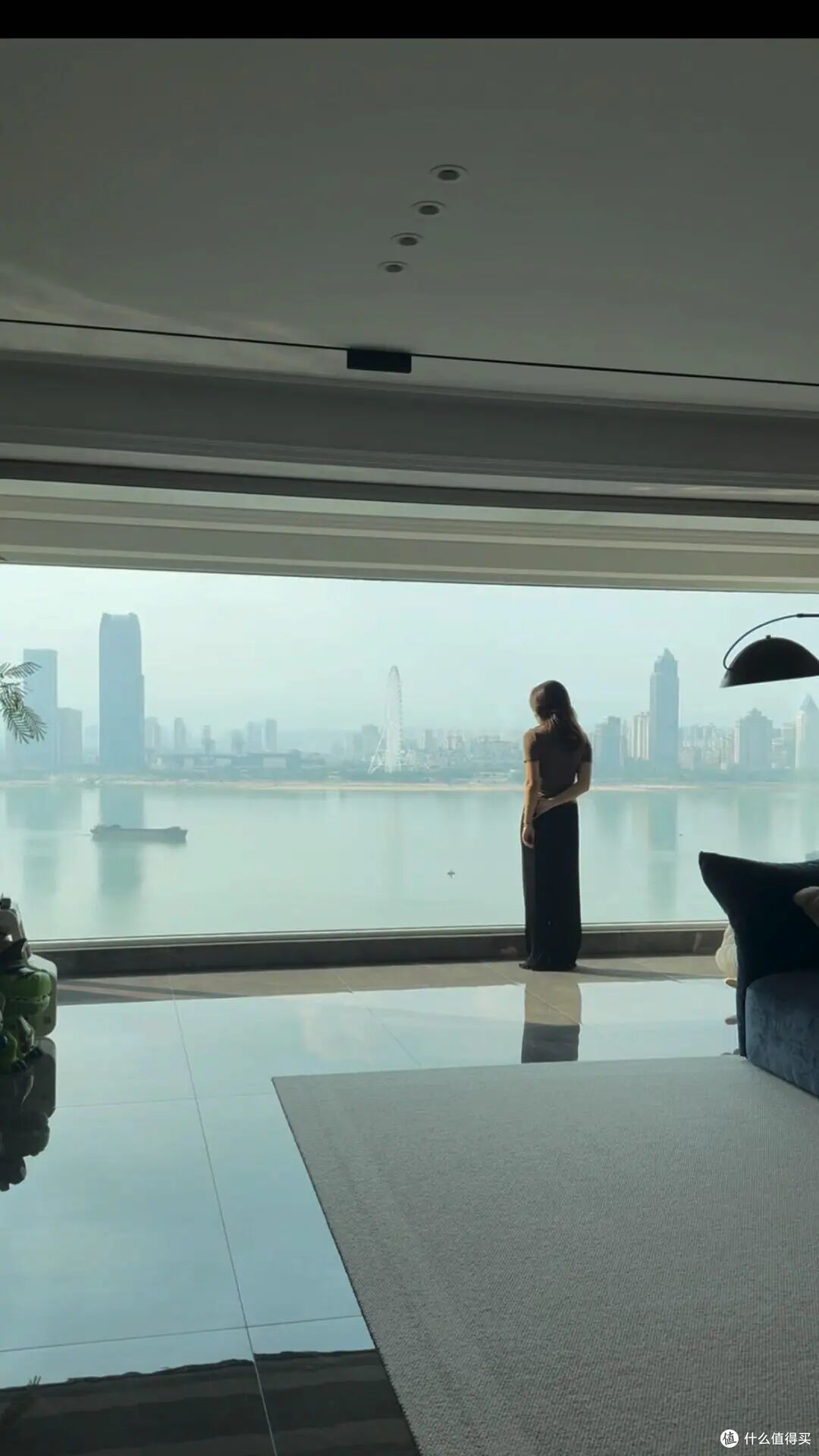 有一种痛苦叫“后悔买了横厅”,想象很美好,入住一言难尽