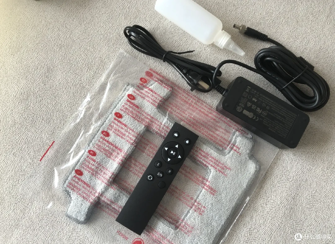 高层实测!希亦 W1 擦窗机器人:不止擦窗,更是全屋清洁全能手