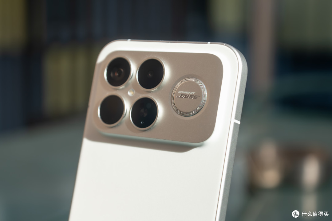 第五代骁龙8至尊版加持:越级体验的中端王者REDMI K90 Pro Max