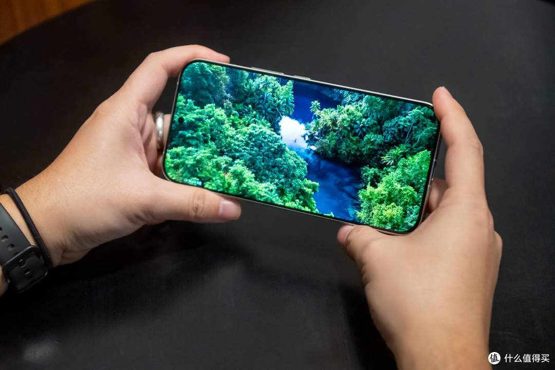 第五代骁龙8至尊版加持:越级体验的中端王者REDMI K90 Pro Max