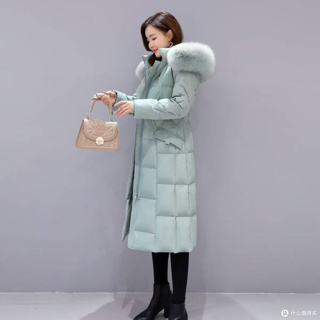 奥豚羽绒服:冬日时尚与温暖的“绿色秘籍”