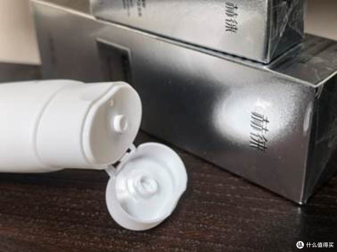 测评赫徕洗面奶:拒绝表皮清洁,深入肌底净化毒素,抗衰老养肤!