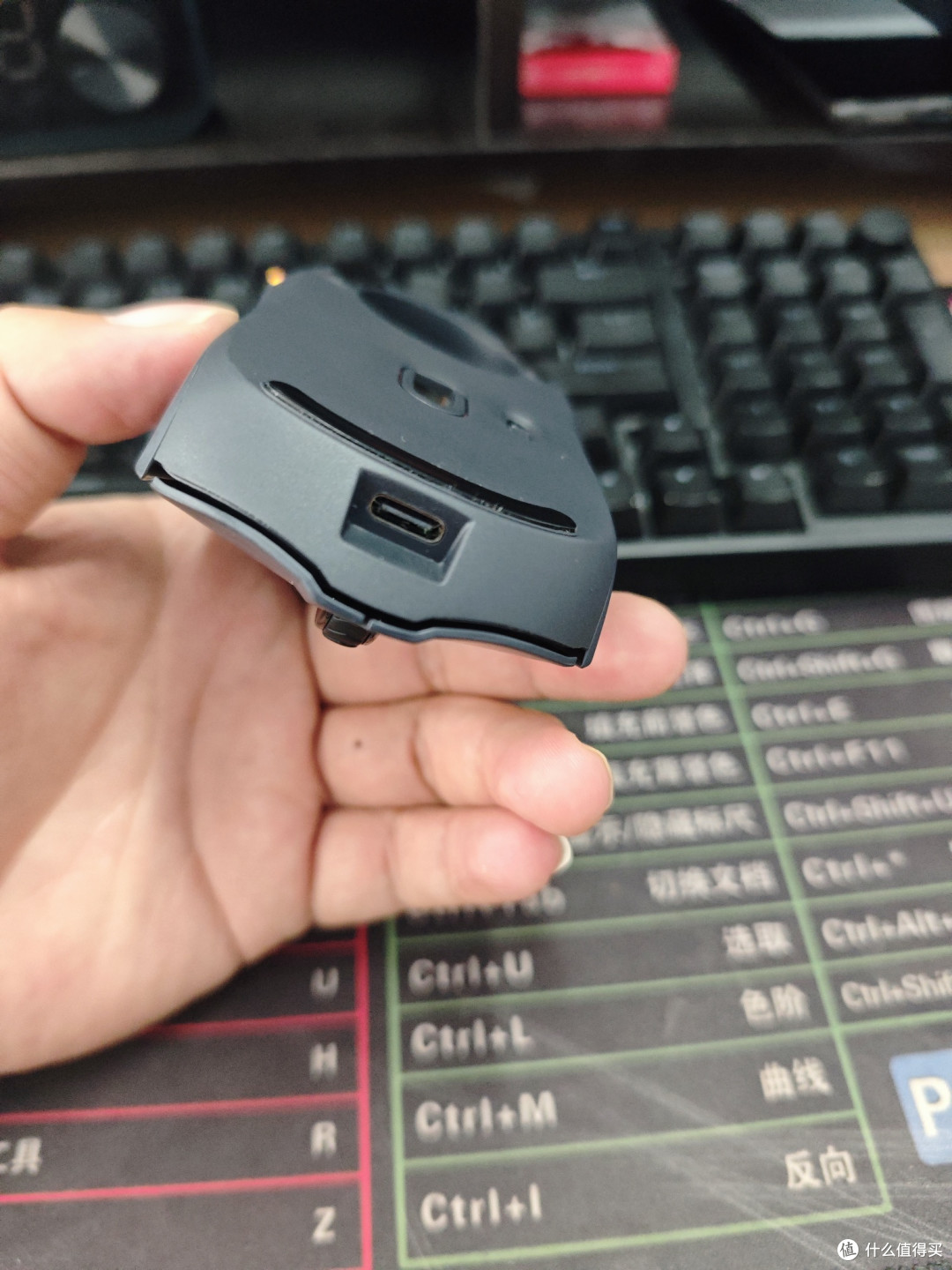 这应该是全网首拆戴记严选3324D Pro无线鼠标
