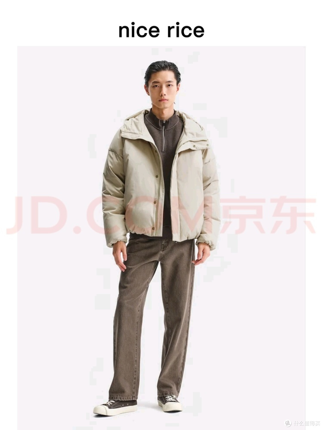 90%白鸭绒：轻盈保暖新选择