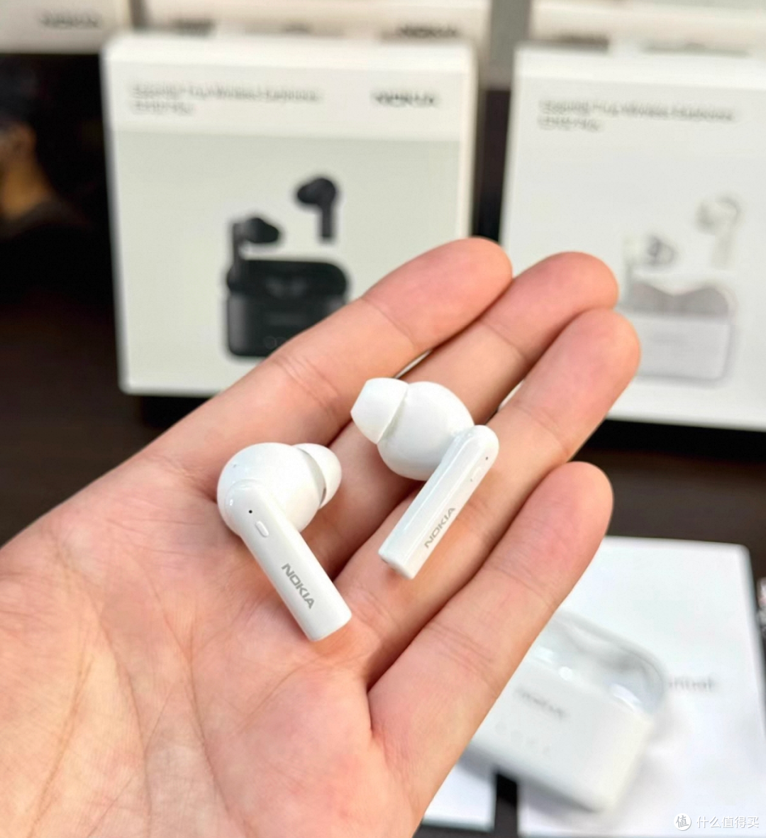 老牌子蓝牙耳机大量流入闲鱼,才35元,29小时续航+ENC通话降噪!