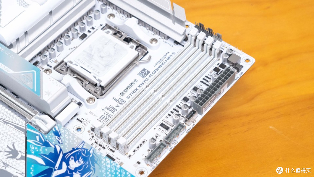 白色海景房:华硕X870 吹雪S+索泰 5070 SOLID+先马巨浪3装机分享