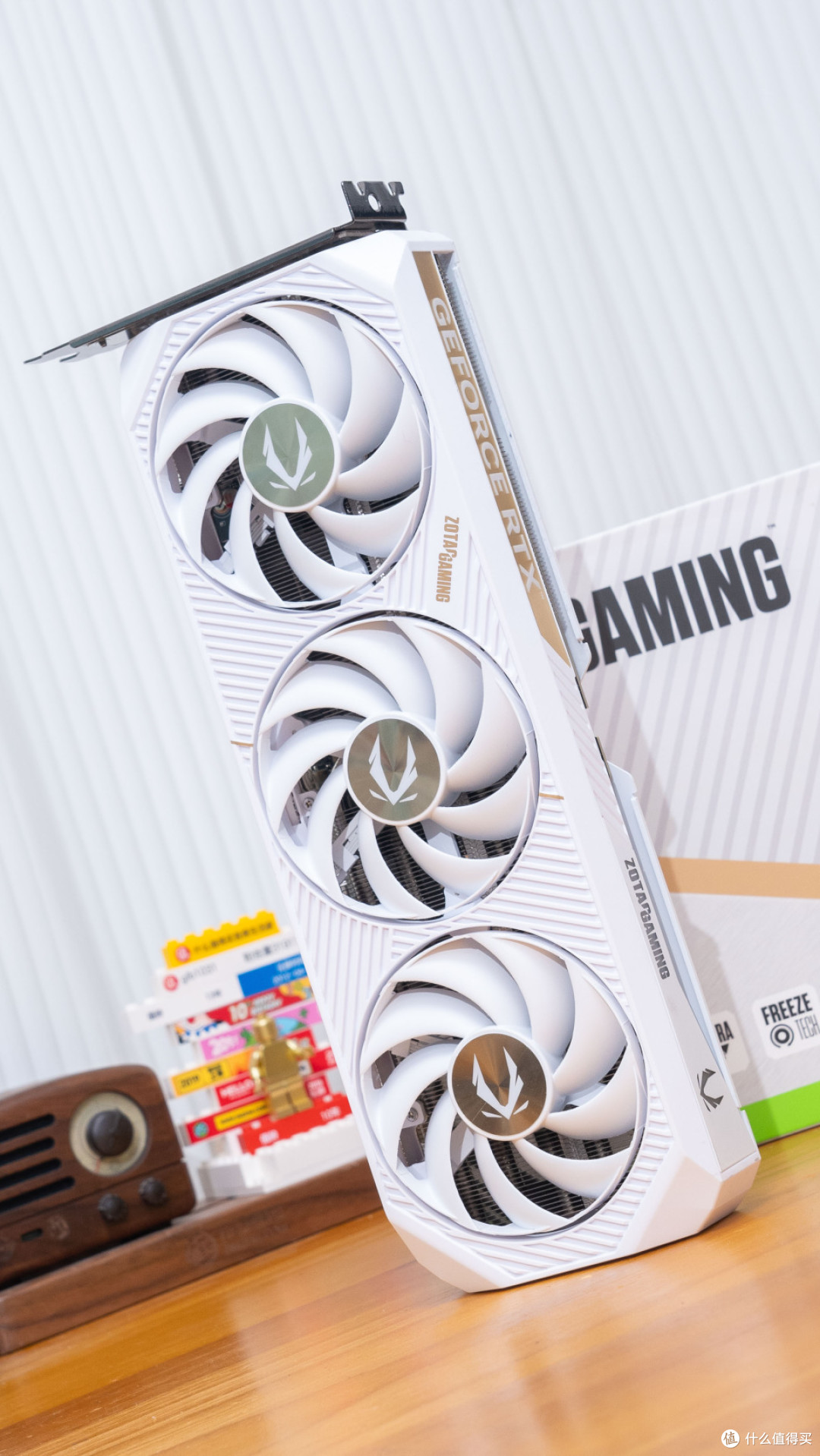 白色海景房:华硕X870 吹雪S+索泰 5070 SOLID+先马巨浪3装机分享