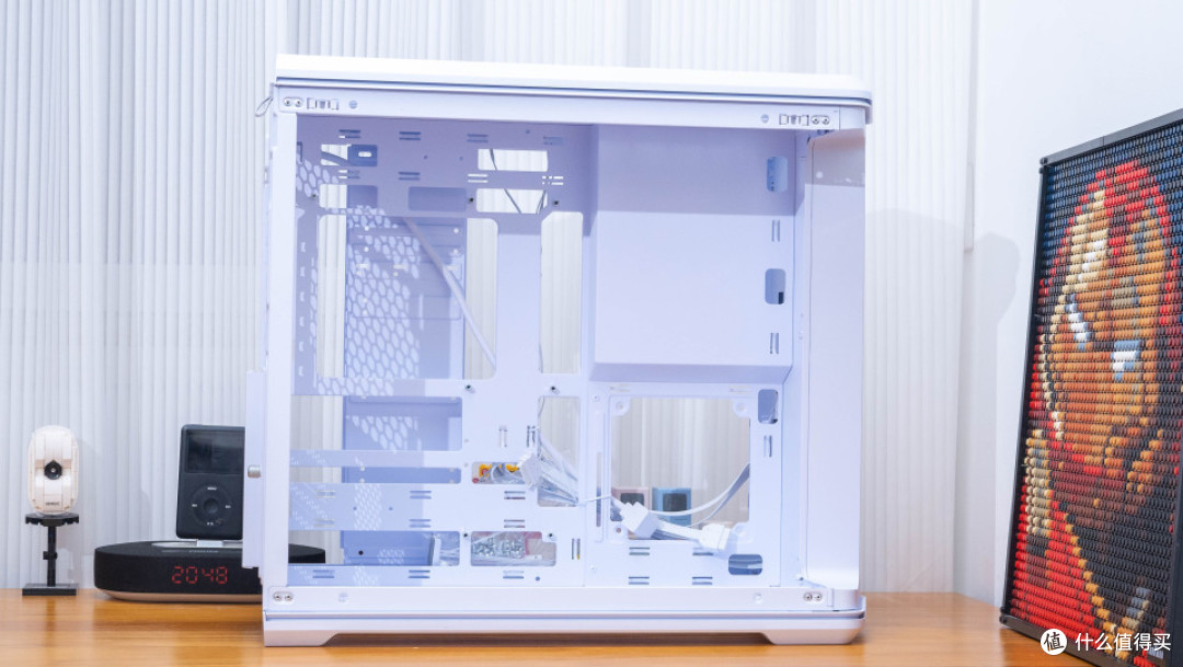 白色海景房:华硕X870 吹雪S+索泰 5070 SOLID+先马巨浪3装机分享