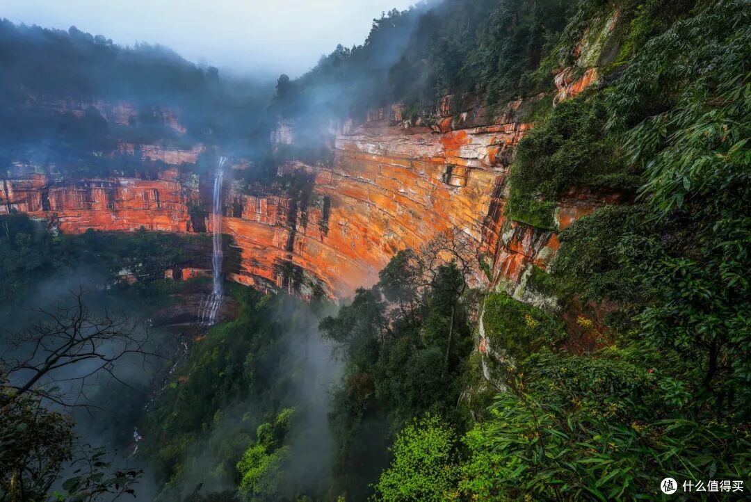 这个“名牌加身”的西南山城，正适合淡季来玩！