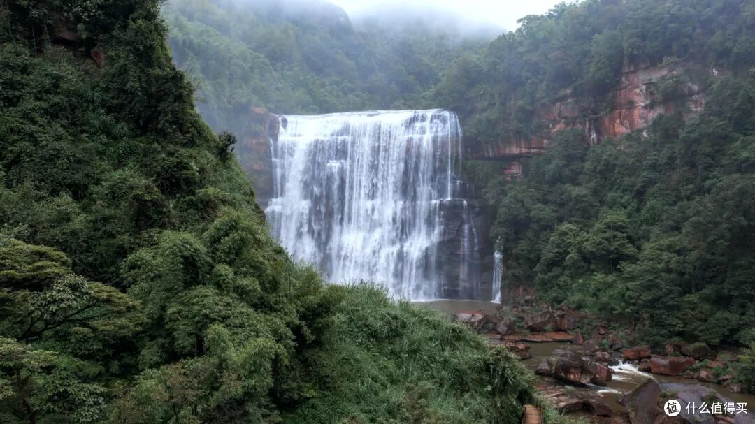 这个“名牌加身”的西南山城，正适合淡季来玩！