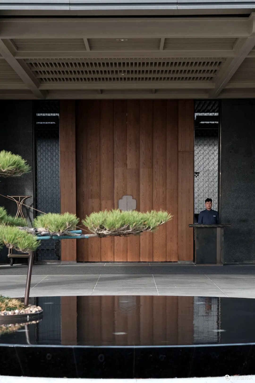 悬崖酒店终于不再遥远,城市度假的奢华体验天花板来了!