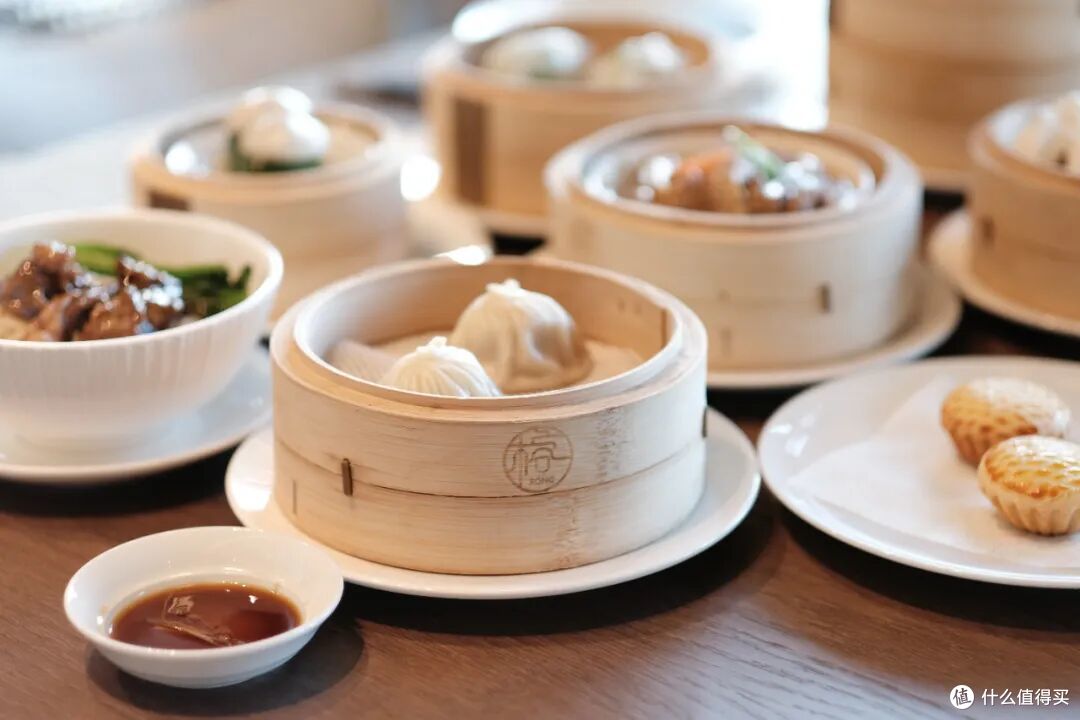 悬崖酒店终于不再遥远,城市度假的奢华体验天花板来了!