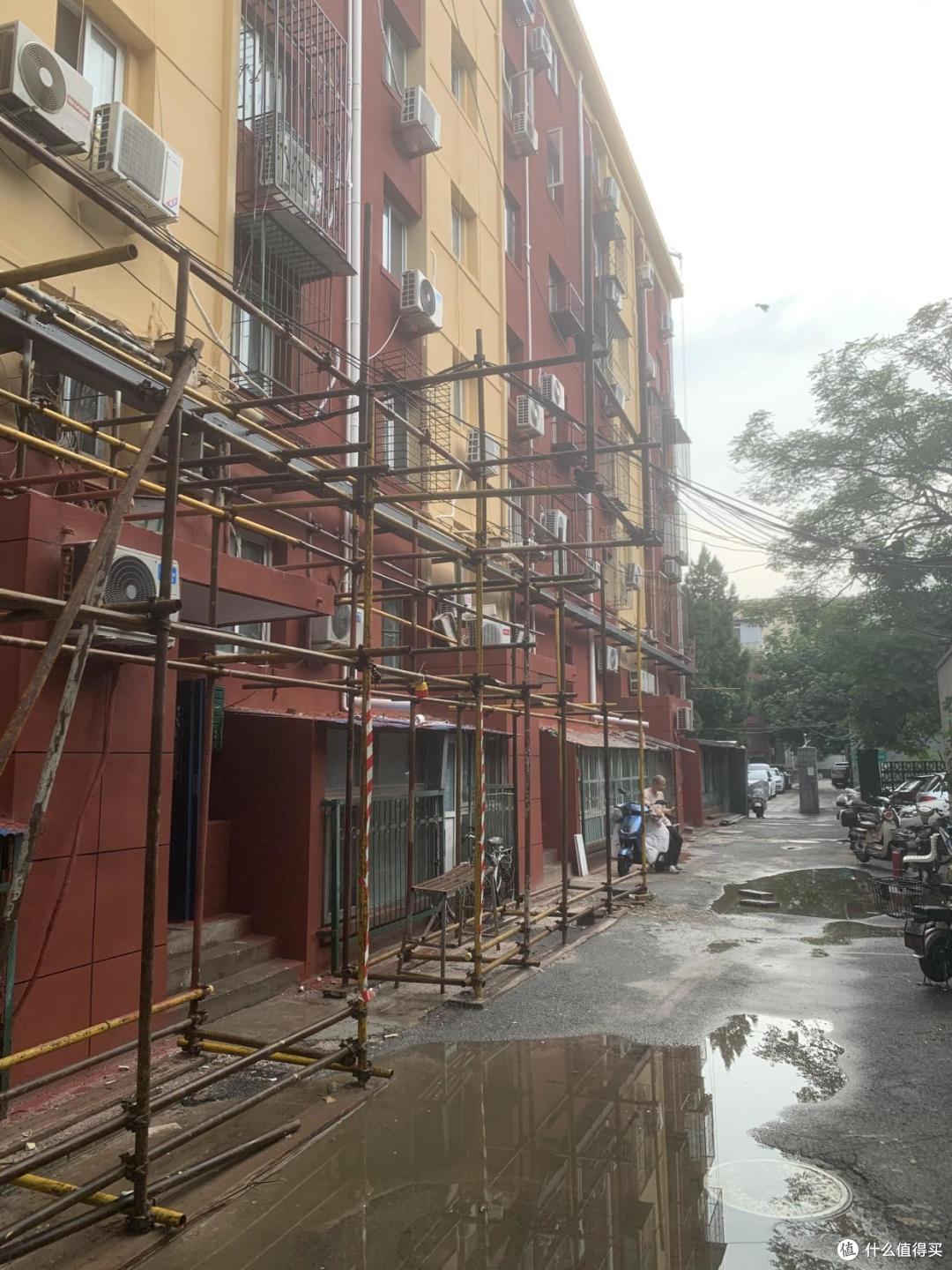 住建部放话:凡是楼龄满25年的房子,将按新规处理,老小区有福了
