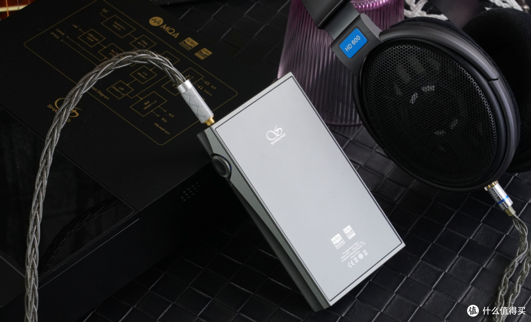 电子管的温润韵味与晶体管的高质量声底都可持有,山灵M7T评测