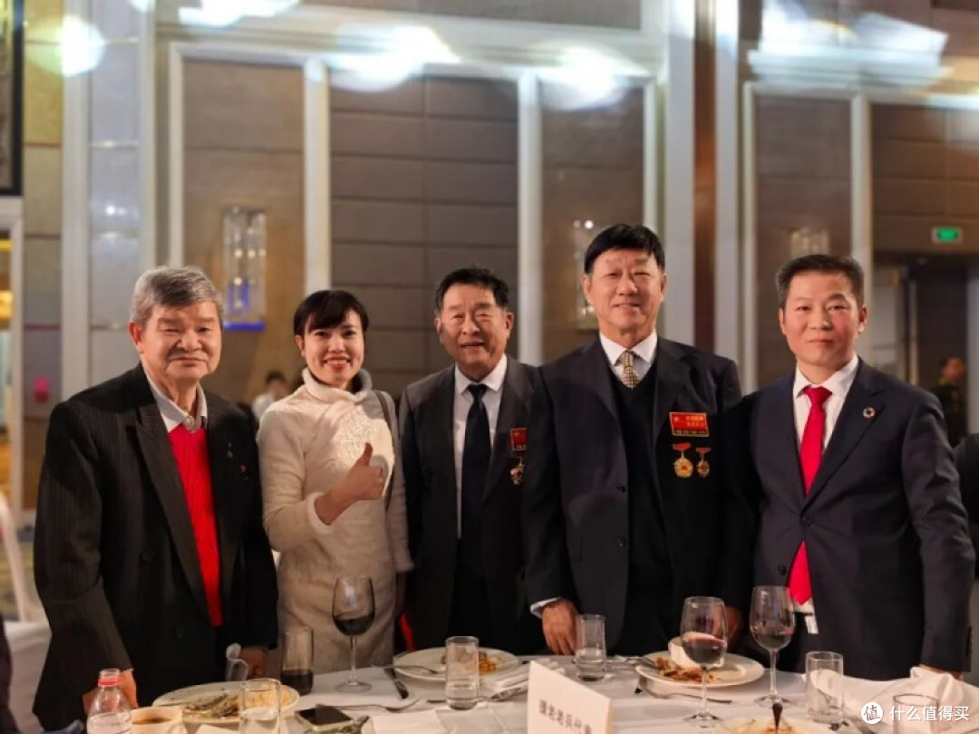 参加老挝驻中国北京大使馆国庆招待晚会