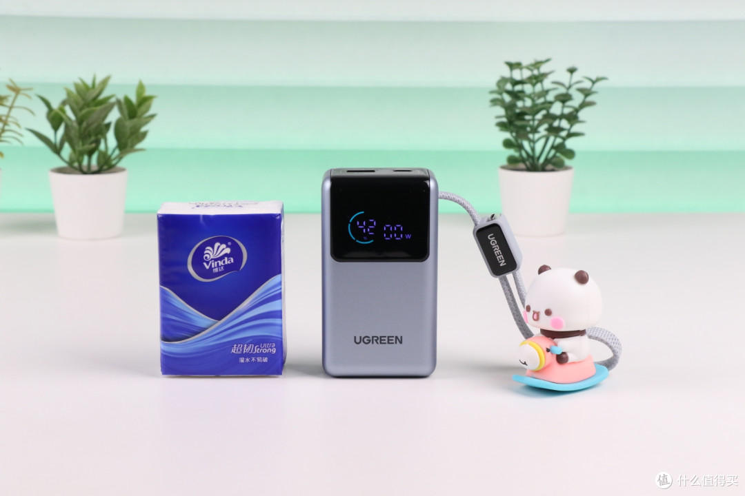 3C 认证、55W快充、自带线,绿联能量湃 Pro才是差旅出行的首选