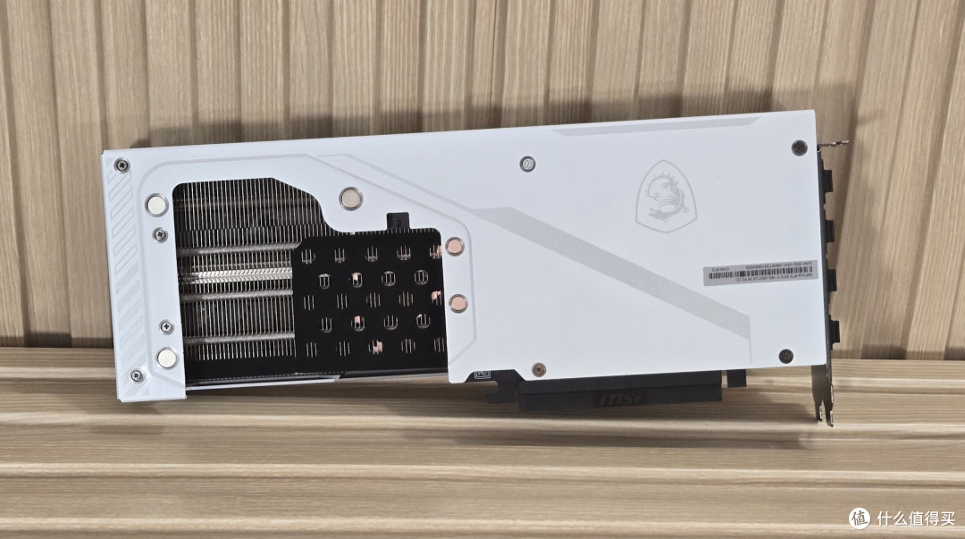 MSI MAG X870E Tomahawk MAX Wifi PZ 评测