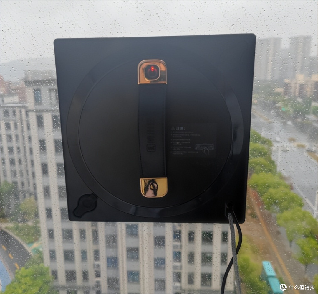 双十二擦窗机器人怎么选?2025年十款擦窗机器人选购攻略推荐榜单