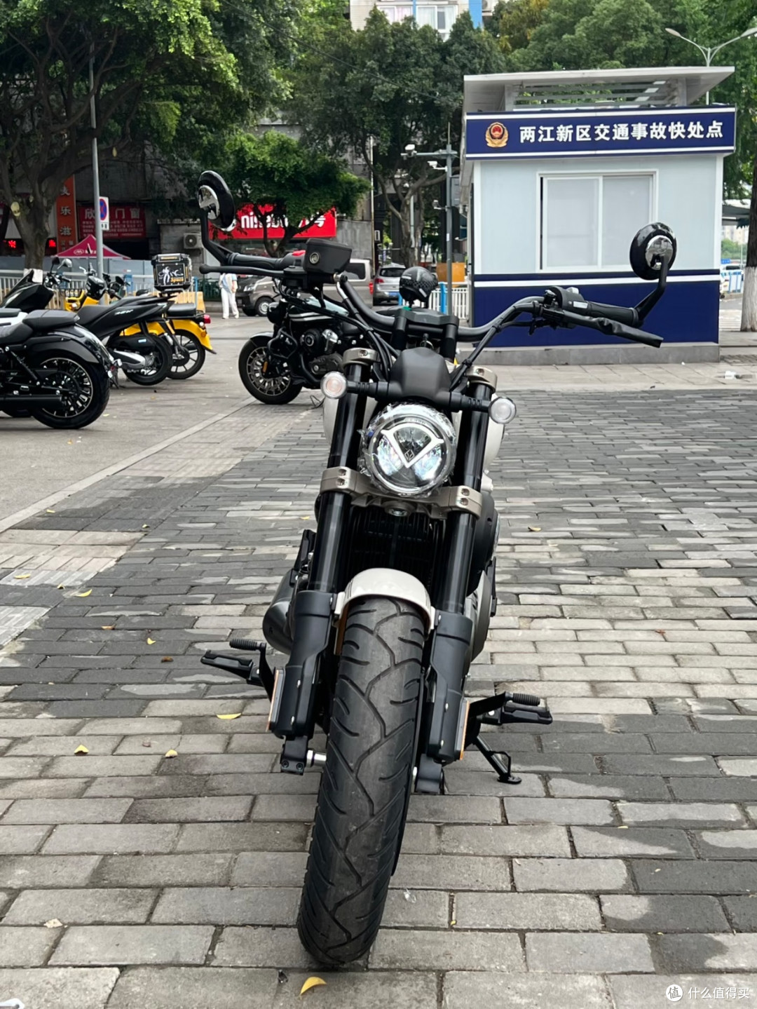 奔达金吉拉250:直男心中的小排量巡航标杆,好开又有面