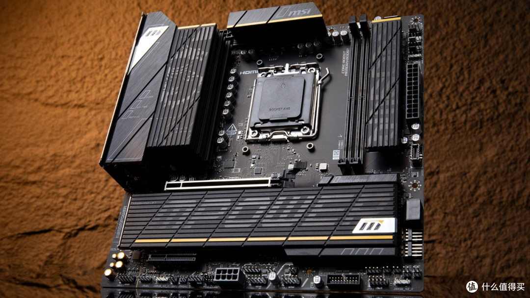 海景房硬核美学:云彣云砺DDR5×微星B850 MPOWER