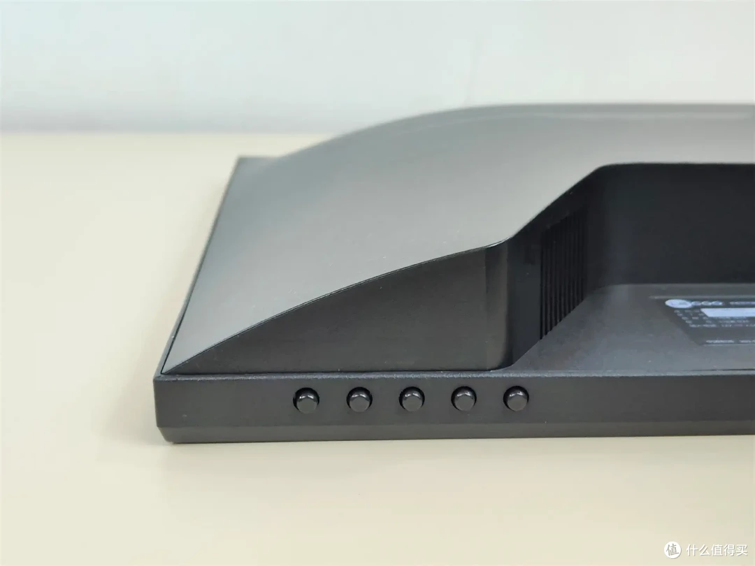 年度爆款电竞屏:联想斗战者战N24登场,原生200Hz、高亮不刺眼
