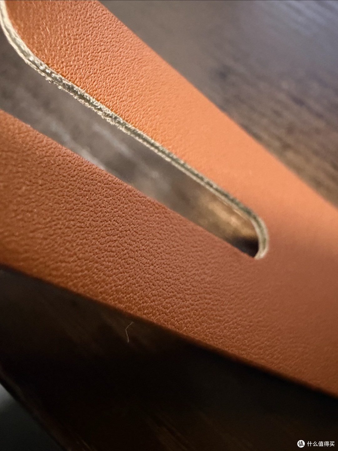 细节决定品质:廉价AirTag吊扣对比