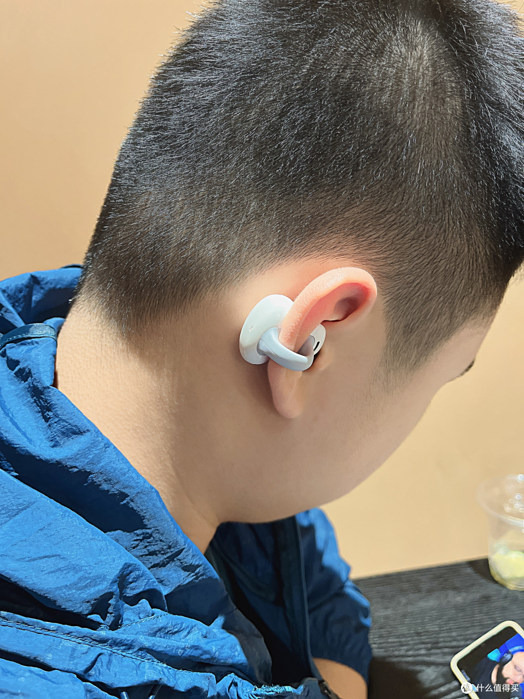 BLINBLIN HM-20国产耳夹耳机卷成这样真的合理吗