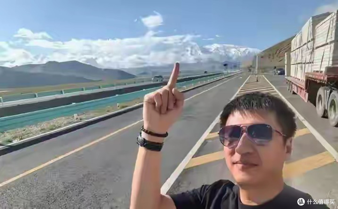 张雪峰“社会性死亡”了,国家介入、央视点名,原来罗永浩没撒谎