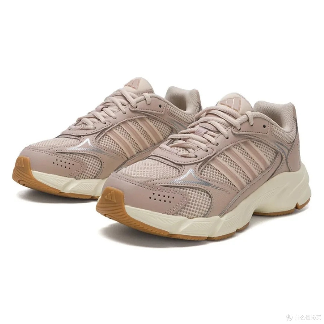 adidas CRAZYCHAOS 2000:复古与实用的平衡