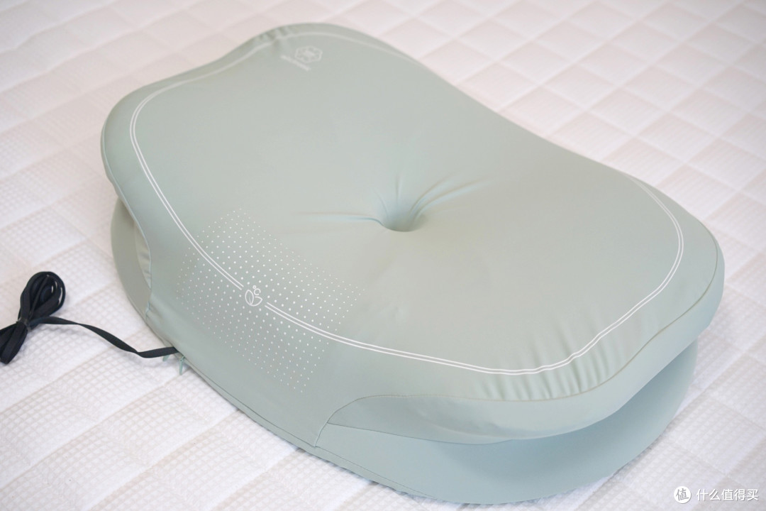 专为颈椎不适设计:有助深度睡眠的添眠荷叶护颈枕的分享