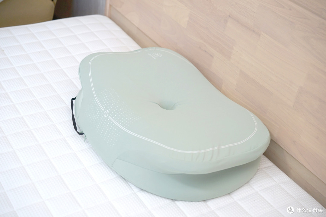 专为颈椎不适设计:有助深度睡眠的添眠荷叶护颈枕的分享