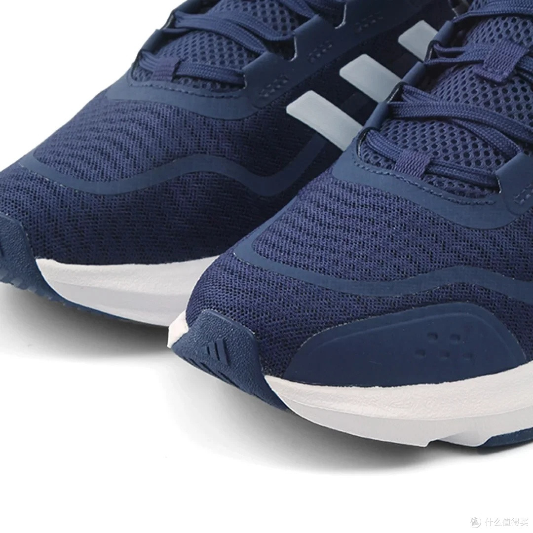 adidas中性款运动鞋深度测评