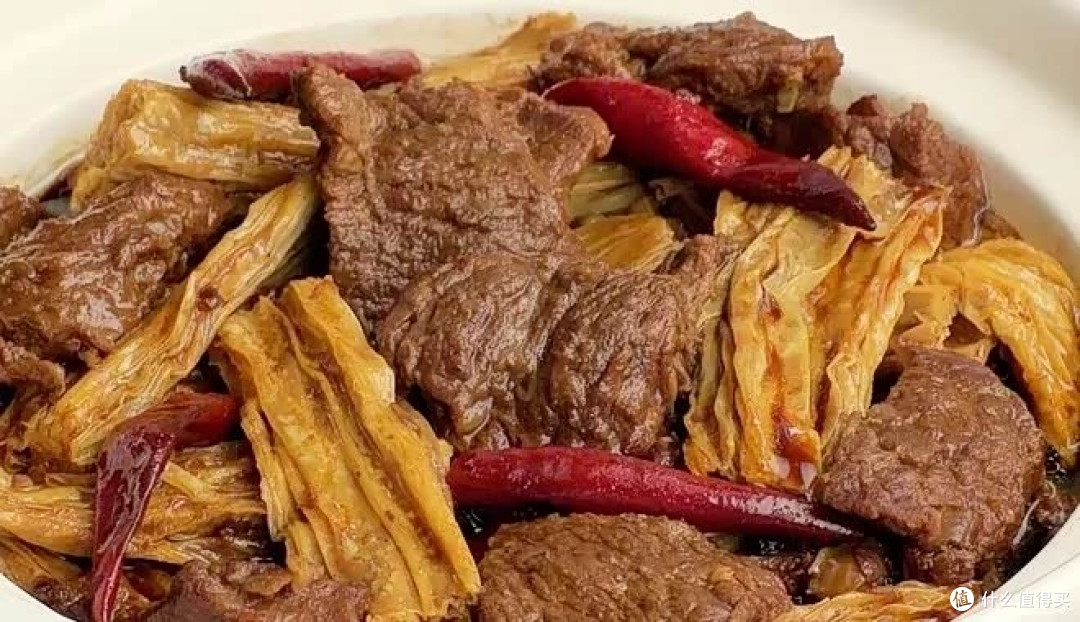 蒜香排骨与腐竹牛肉做法详解