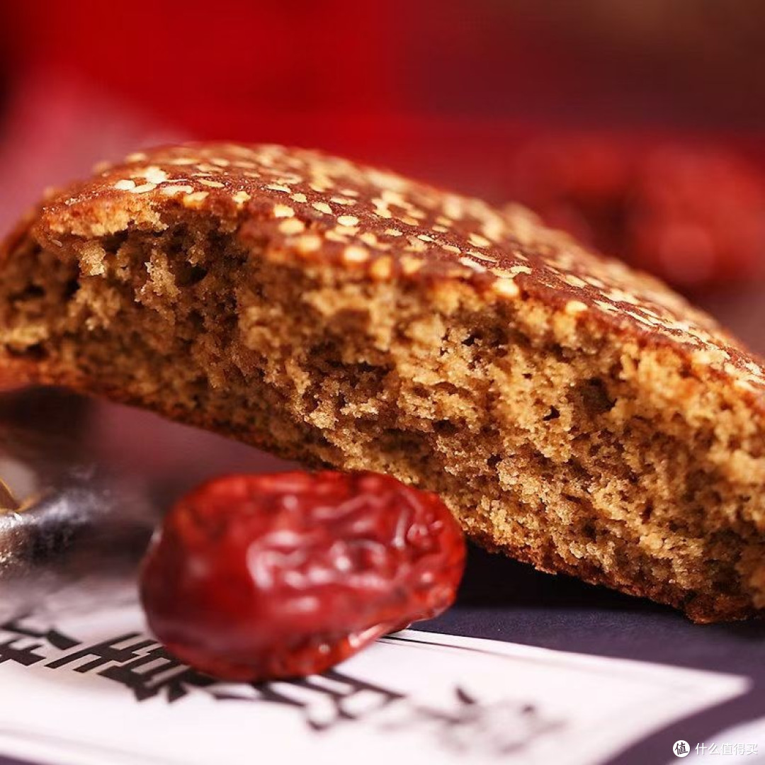 百年炉火淬炼的滋味:一枚太谷饼里的晋商风骨