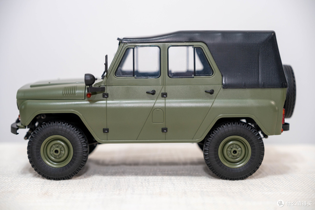 顽皮龙 1/12 C94 UAZ-469 瓦兹 ——复古经典越野车