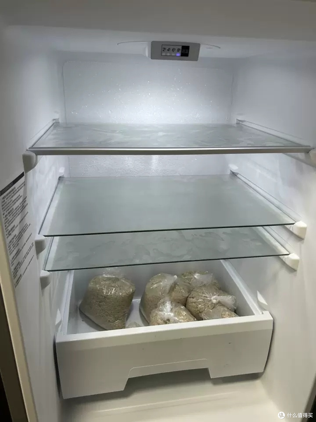 颜值与实力并存!小型双开门冰箱太懂女生