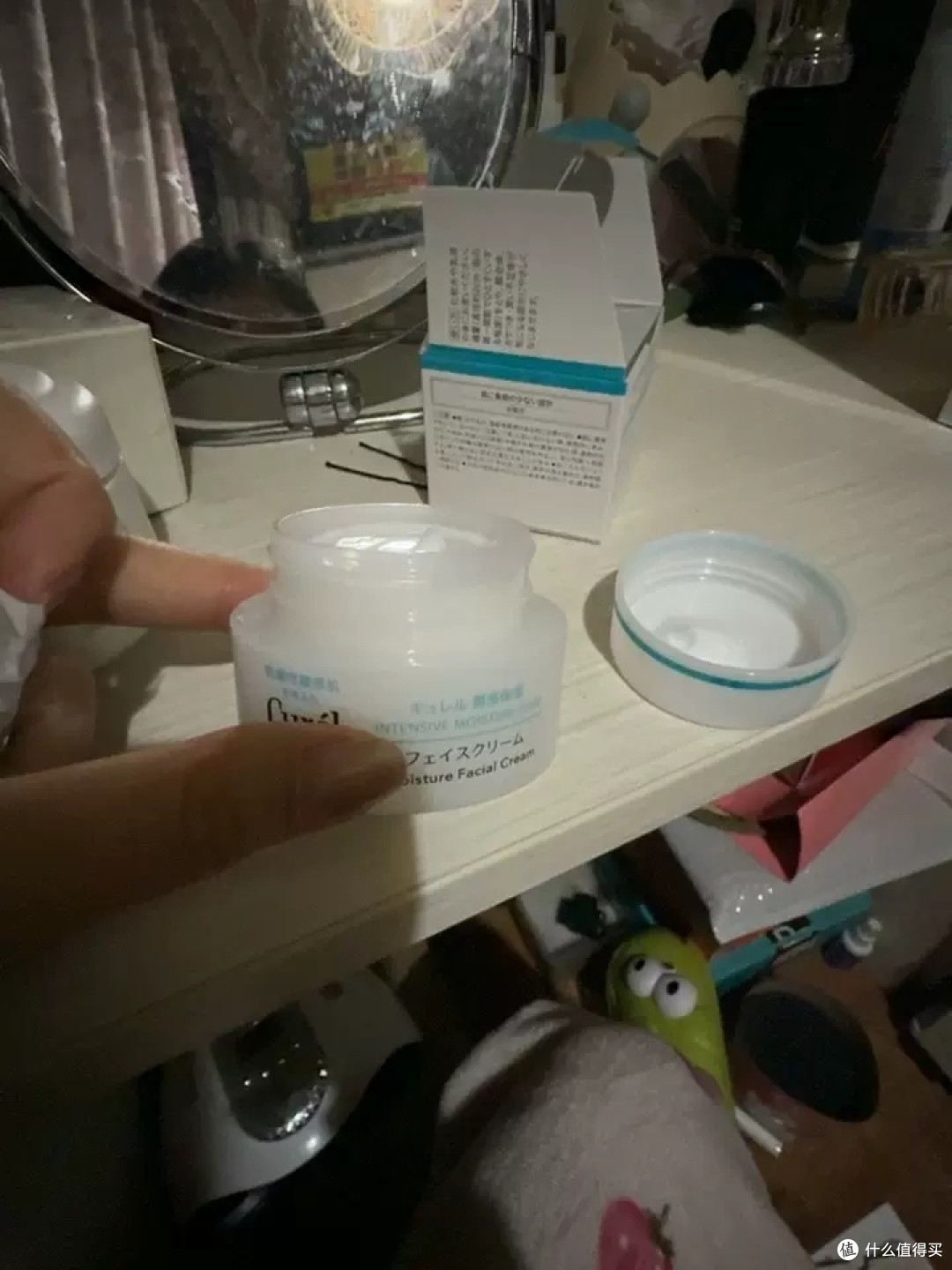珂润面霜:秋冬敏感肌的守护者